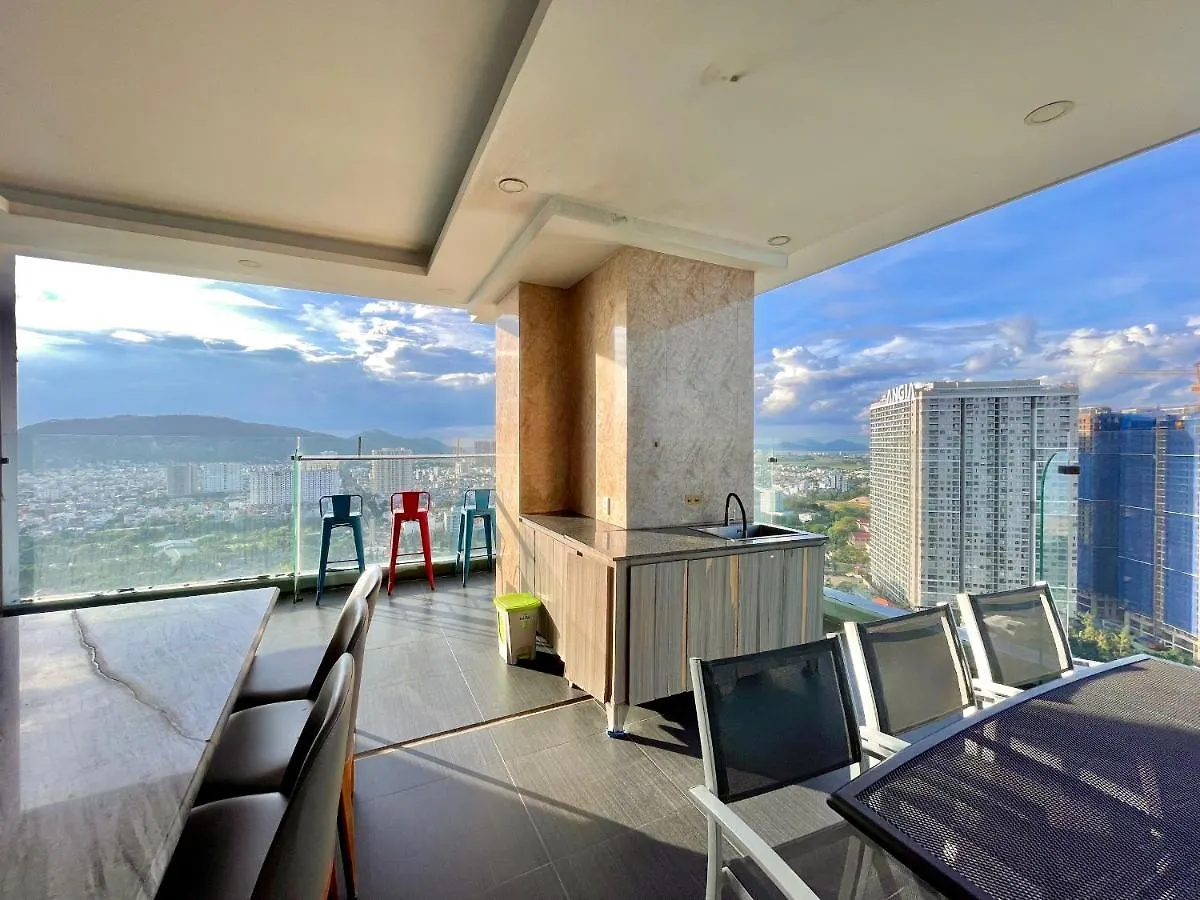 Penthouse Oasky 4 Bedroom Vung Tau Apartment